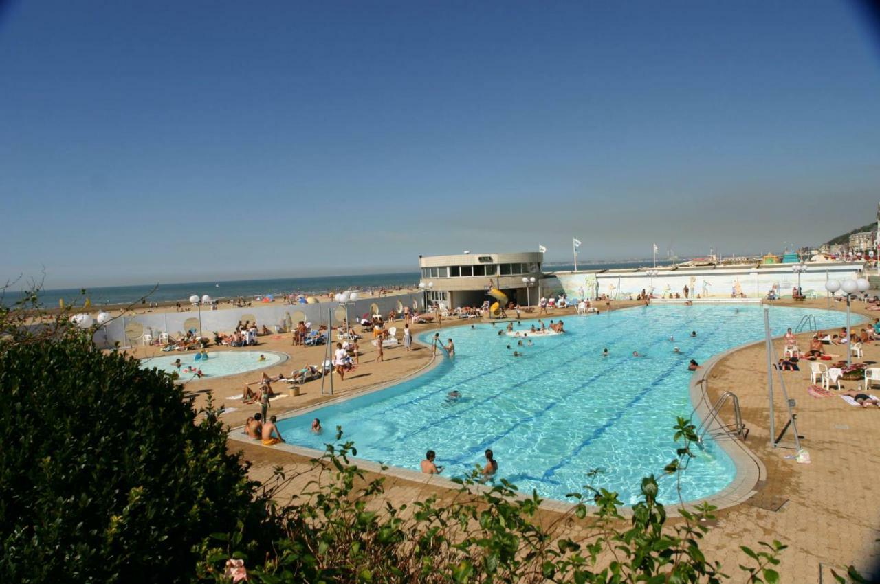 La Reine Des Plages Cls Deauville Trouville-sur-Mer Zewnętrze zdjęcie